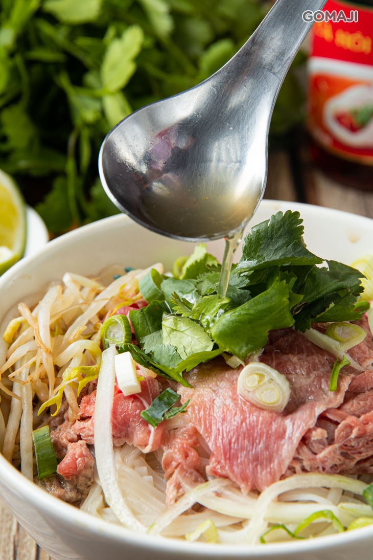 清湯生牛肉河粉