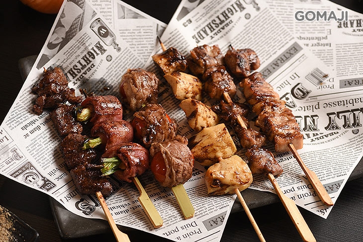 梅花豬串燒/雞腿肉串燒 /牛五花串燒/烤杏鮑菇