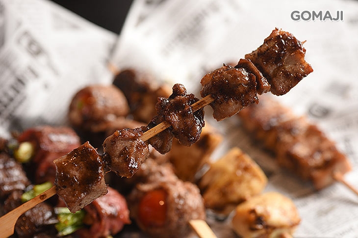 梅花豬串燒/雞腿肉串燒 /牛五花串燒/烤杏鮑菇