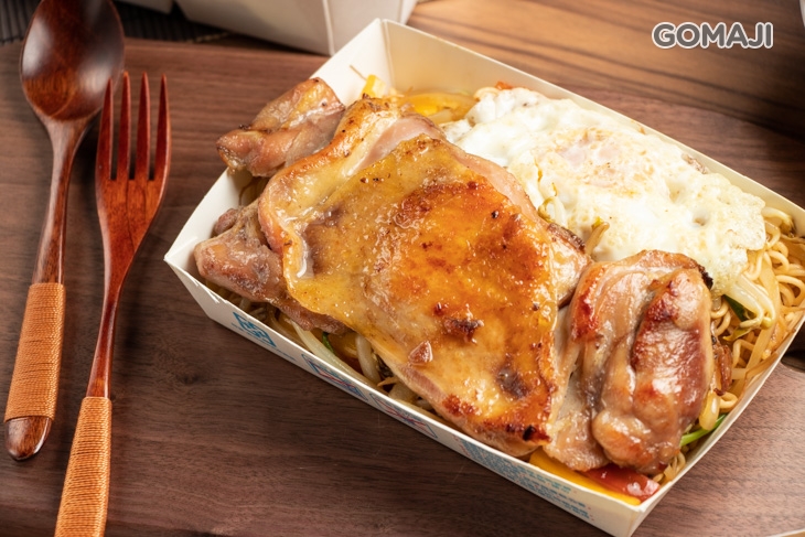 香烤雞排炒公仔麵