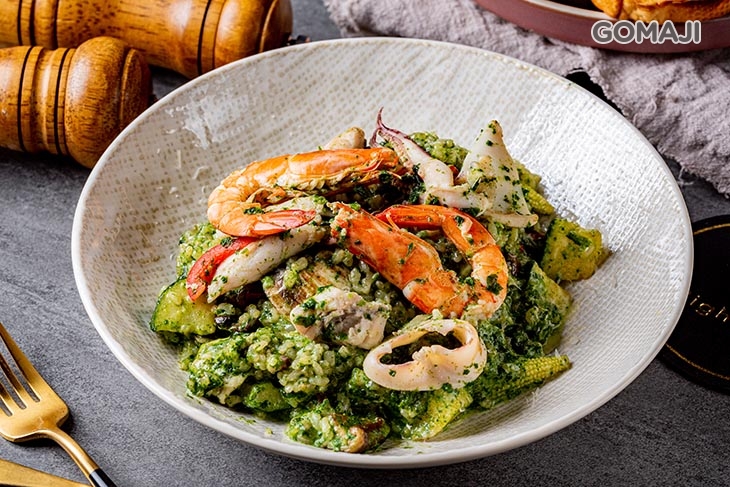 奶油海鮮菠菜燉飯