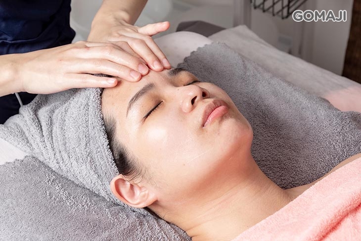 臉部釋壓手技按摩