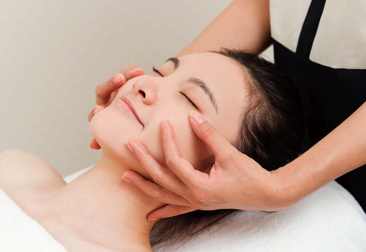 日本人氣AURA系列臉部Q彈力按摩