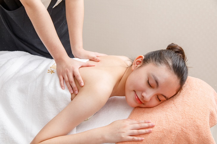 角鯊烯深層美膚SPA-美背