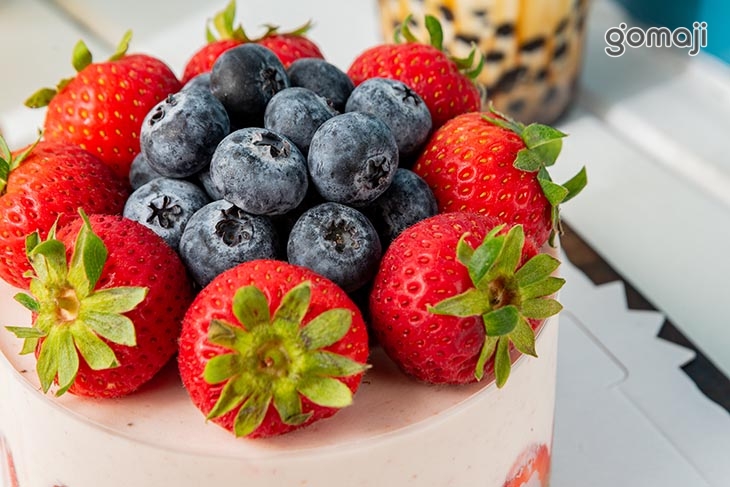 龍舌蘭蜜草莓慕斯蛋糕