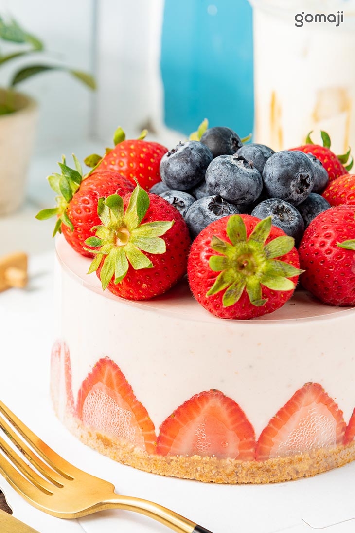 龍舌蘭蜜草莓慕斯蛋糕
