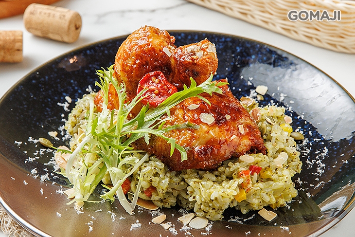 堅果青醬燉飯襯爐烤雞腿 