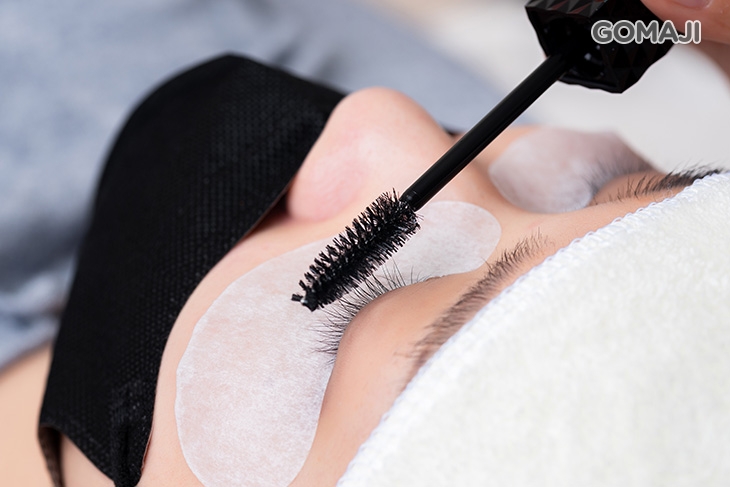 加贈睫毛雨衣保養一次及睫毛梳ㄧ支