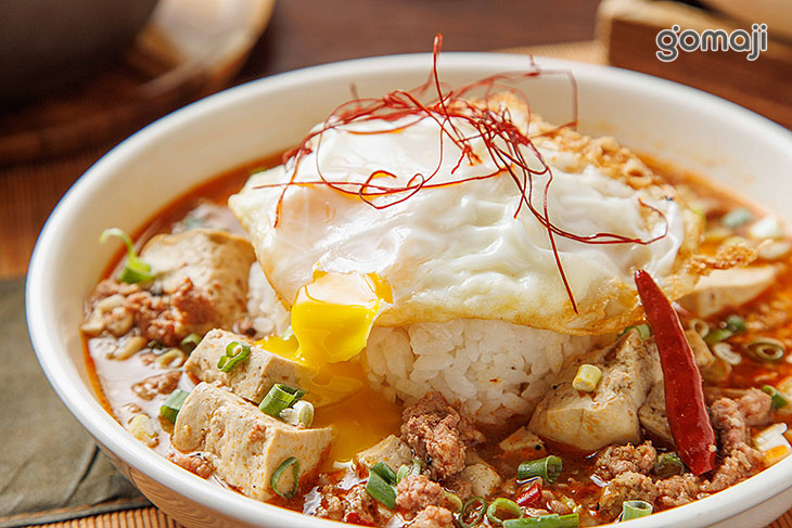 麻婆豆腐蓋飯