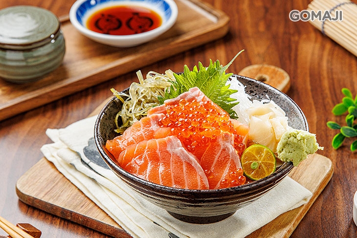 鮭魚親子丼