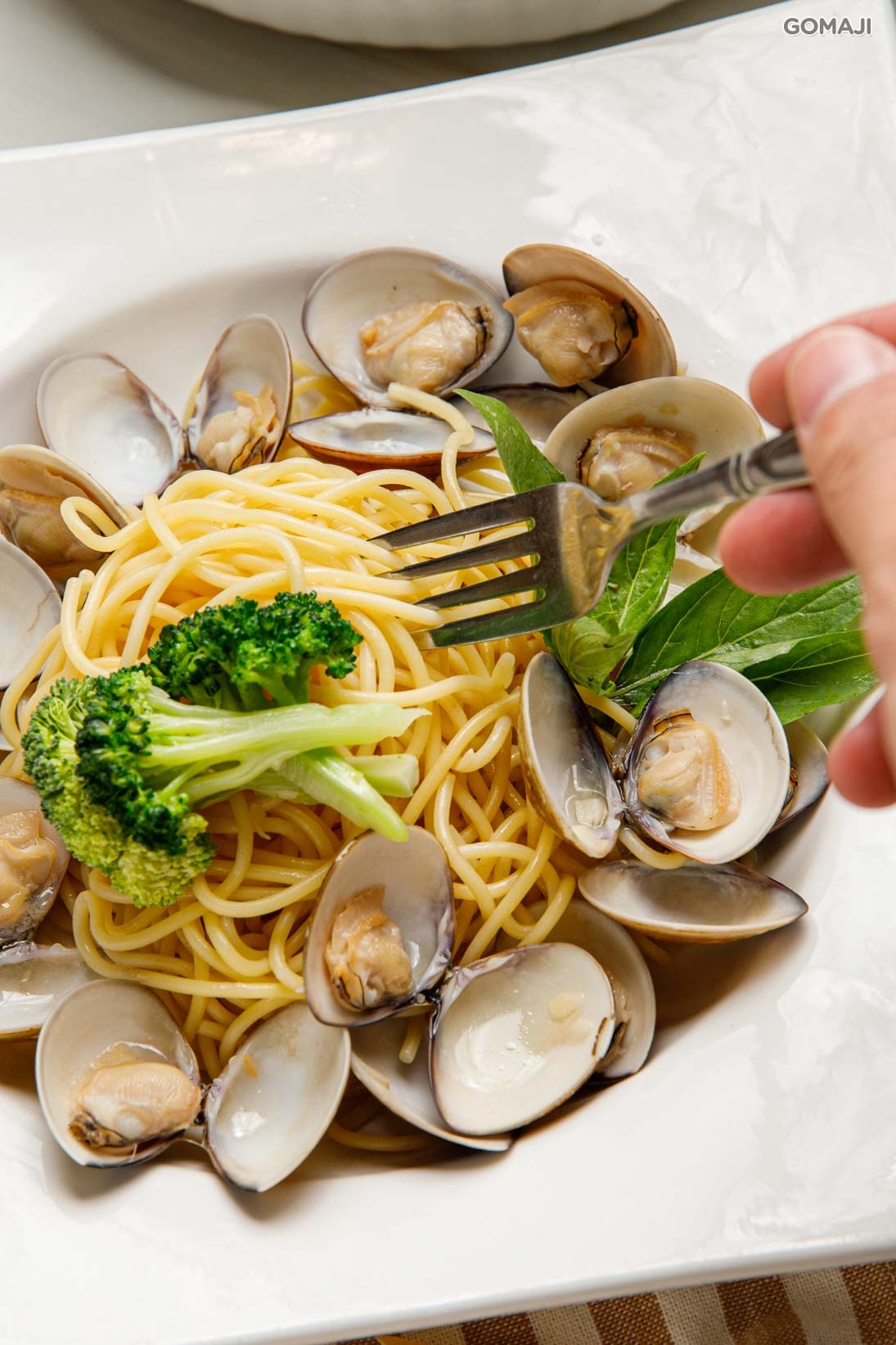  白酒蛤蜊麵