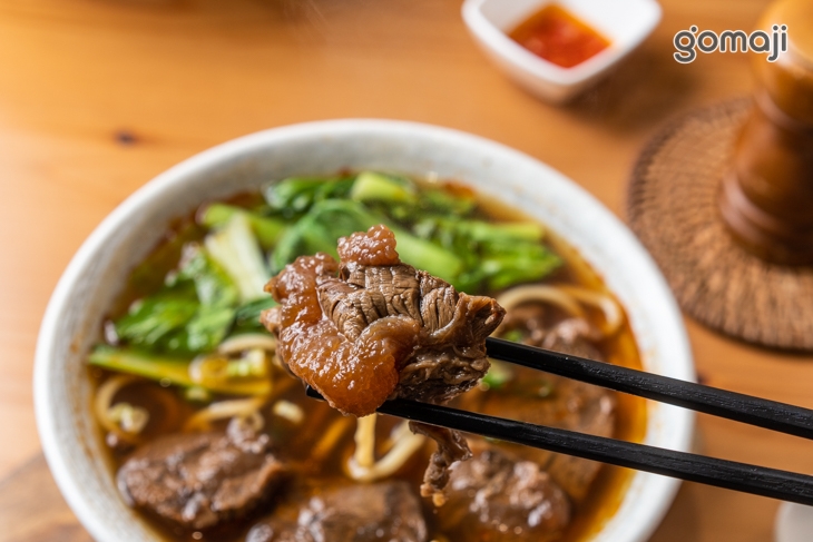 麻辣牛肉麵