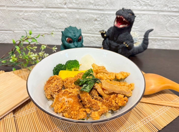 鹹酥雞蓋飯