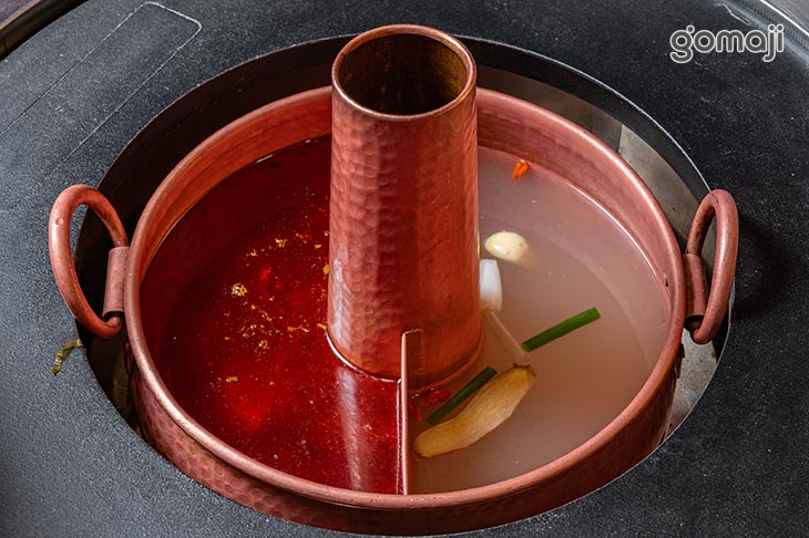 重油麻辣豬骨鴛鴦鍋