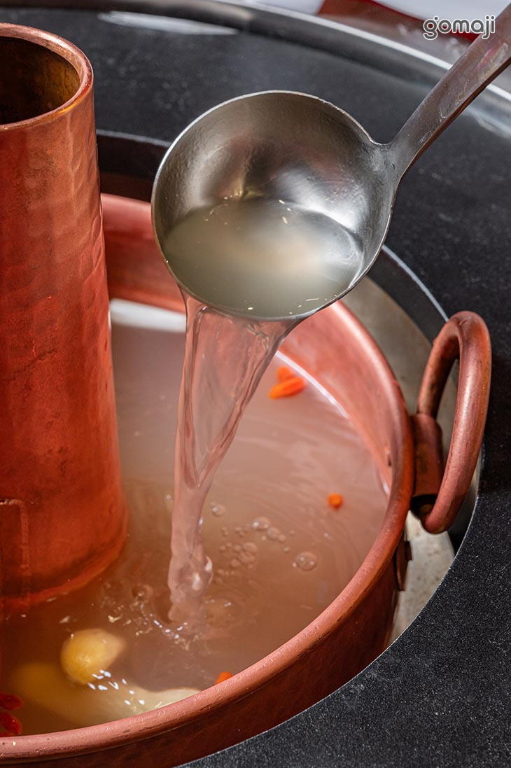 重油麻辣豬骨鴛鴦鍋