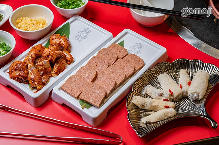 麻辣牛蛙&成都午餐肉&手工竹笙蝦滑