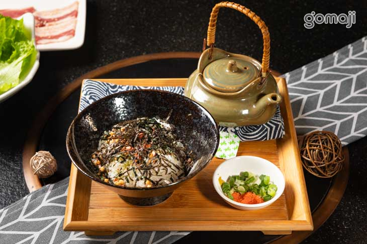鮭魚茶泡飯