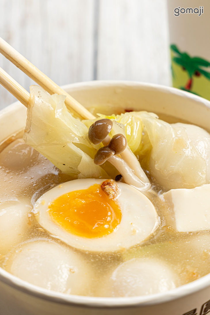 彎腰1號鹹湯圓(湯圓五顆+高麗菜+鴻喜菇)