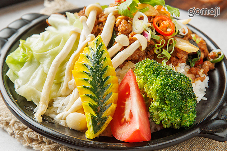 泰式打拋豬釜飯