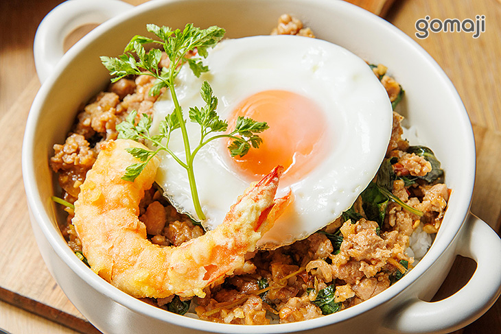 海陸打拋豬蓋飯