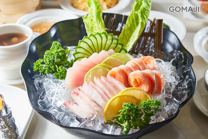 生魚片拼盤