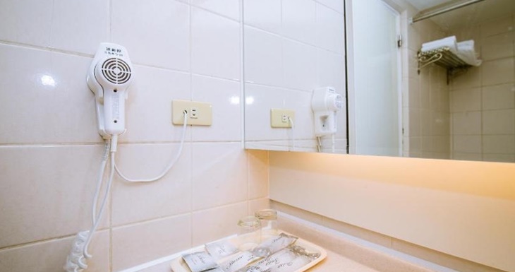  精緻標準房(無窗) 