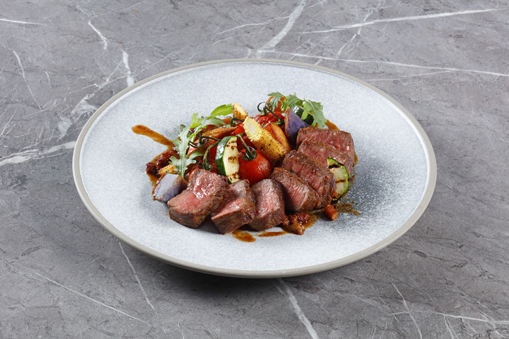 徹夜縱情 通煎厚烤牛排