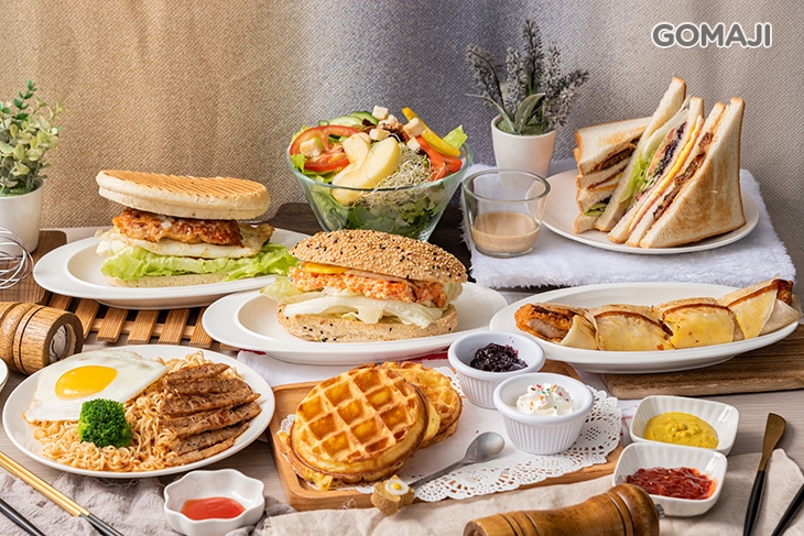 搵發早餐 ATE 8 ALL DAY BREAKFAST