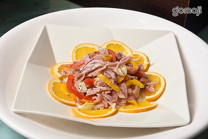 午餐自助百匯吃到飽