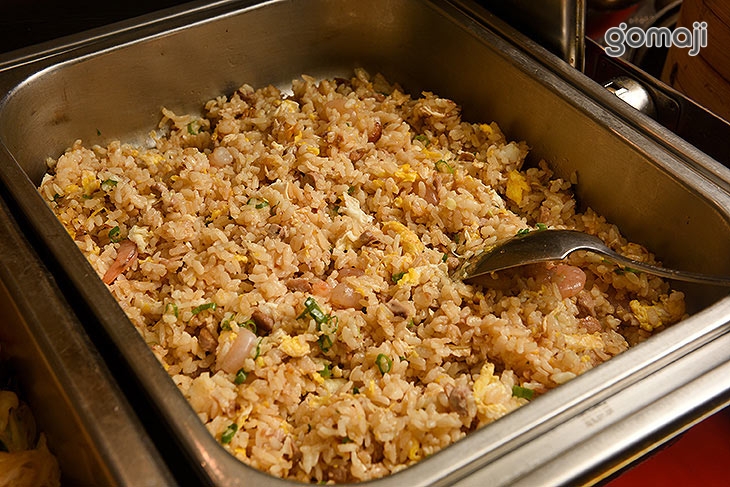 午餐自助百匯吃到飽