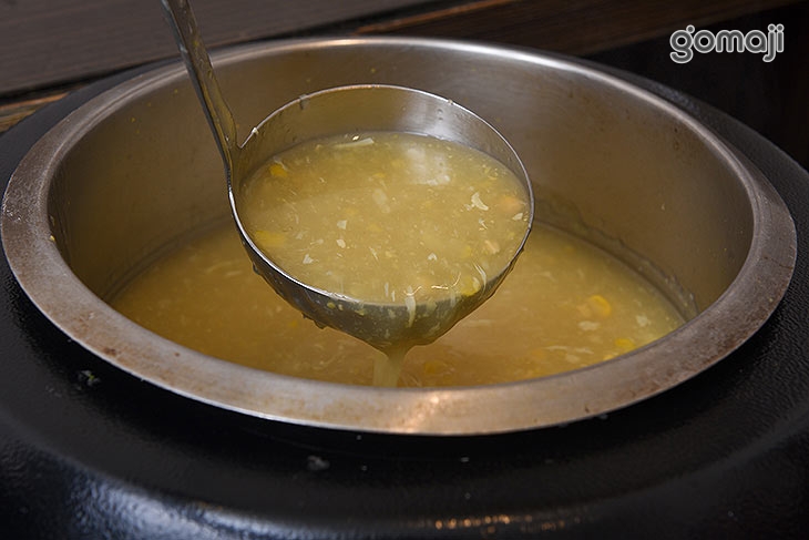 午餐自助百匯吃到飽