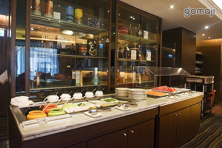  午餐自助百匯吃到飽 