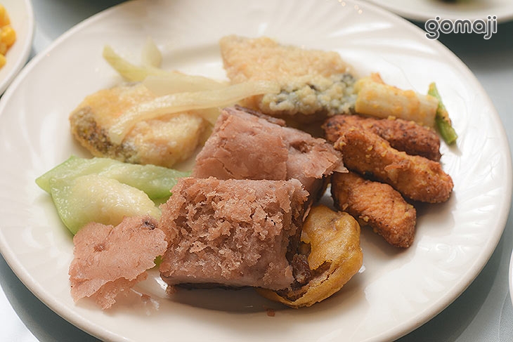 午餐自助百匯吃到飽