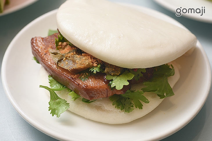 午餐自助百匯吃到飽