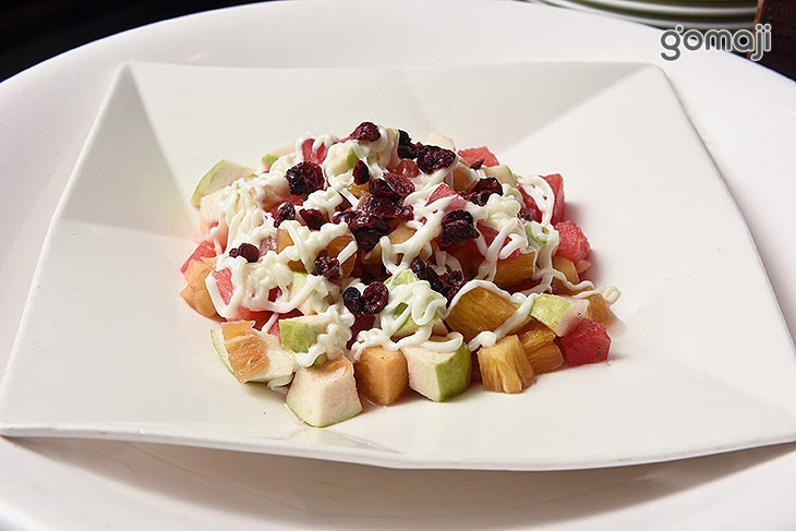 午餐自助百匯吃到飽