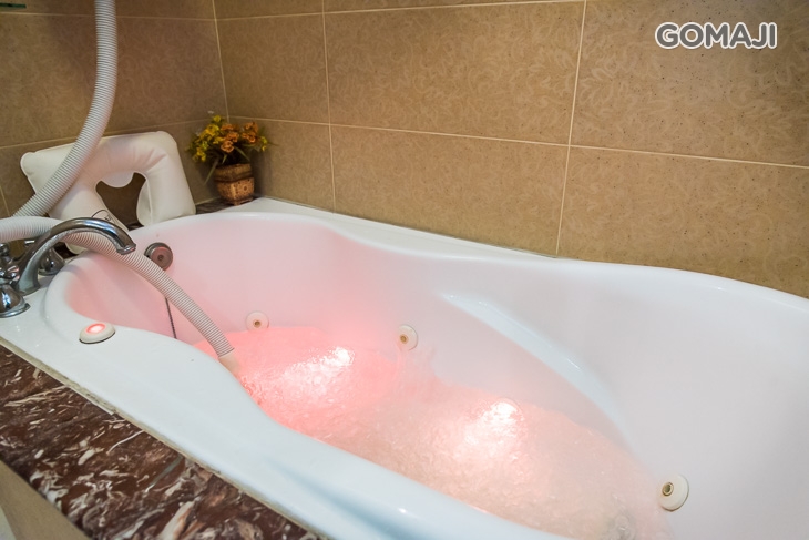  ROUCHING-SKINLOVEll 柔晴經絡 健康美學SPA