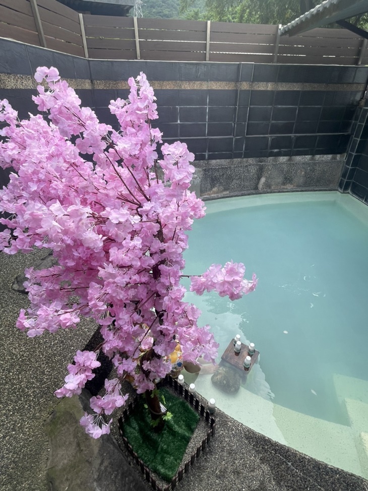 溫泉鮮奶