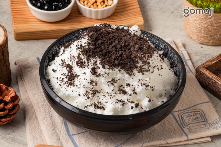 牛奶雪花加Oreo碎片