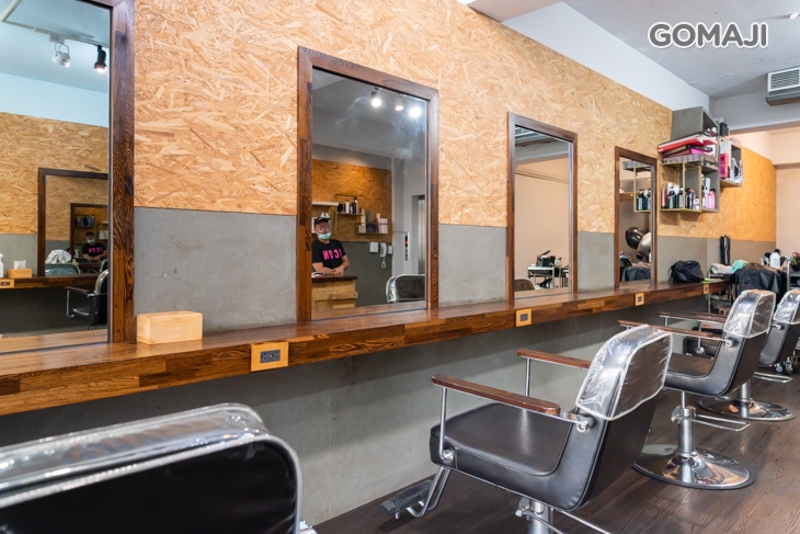 Gold% HAIR SALON