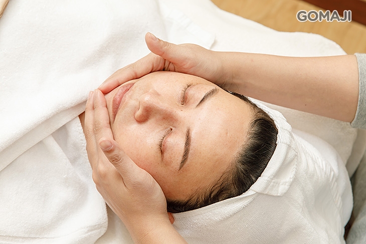 順利排導臉部按摩