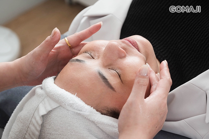 臉部手技筋絡提拉活化氣血