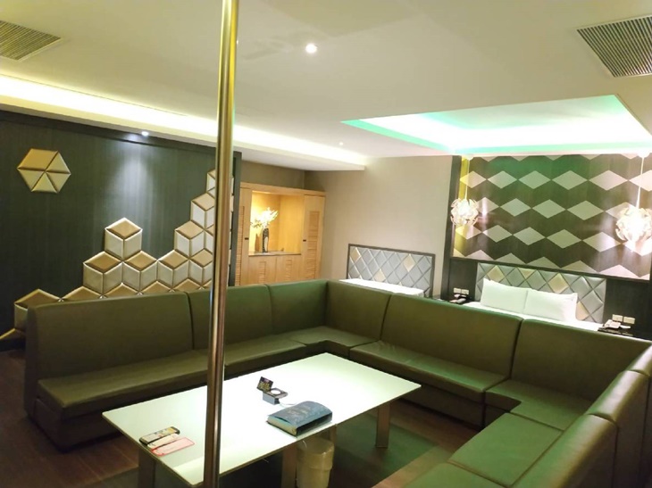 頂級奢華KTV雙人房