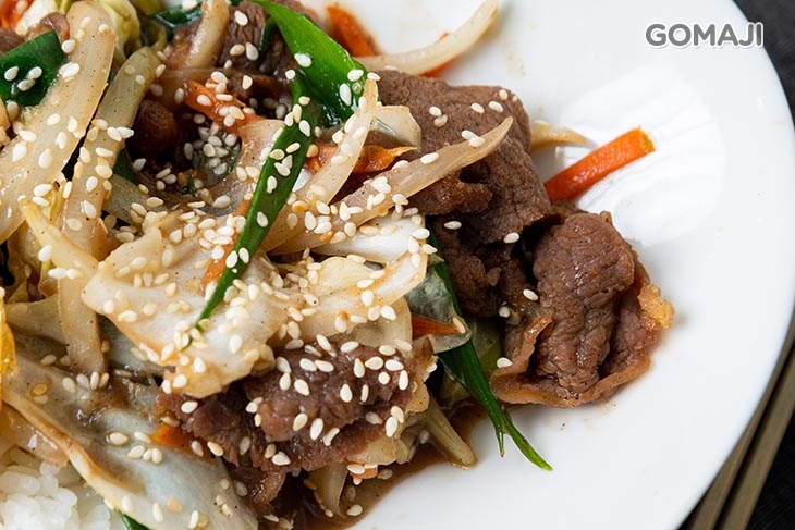 烤牛肉飯
