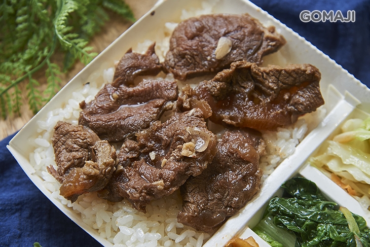 牛腩飯