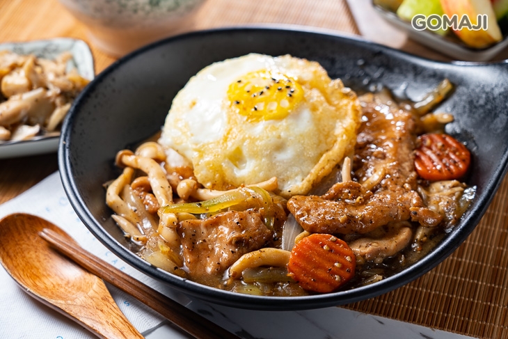 黑胡椒豬柳飯