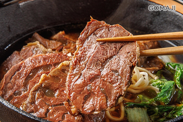 紅燒牛肉麵鑄鐵鍋