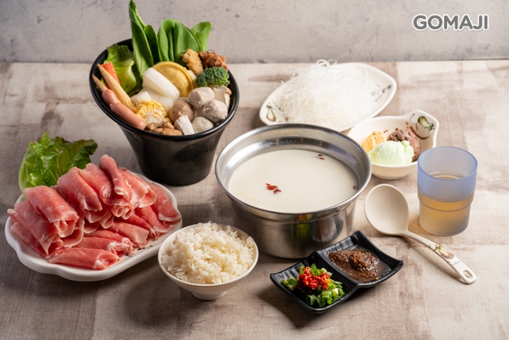 香濃牛奶鍋+香草豬五花
