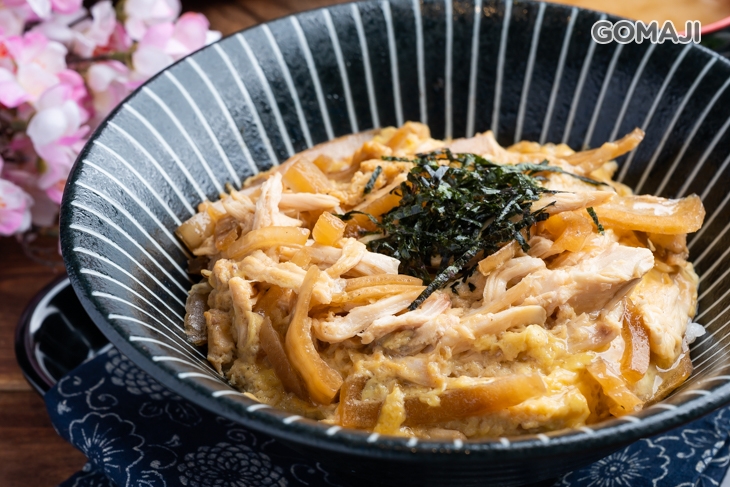  雞肉親子丼飯