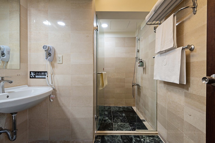 高級雙人房二小床