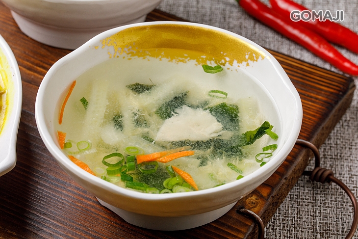 南洋薑黃椰汁嫩雞餐 